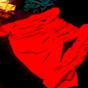 Cute aRed off the shoulder top.